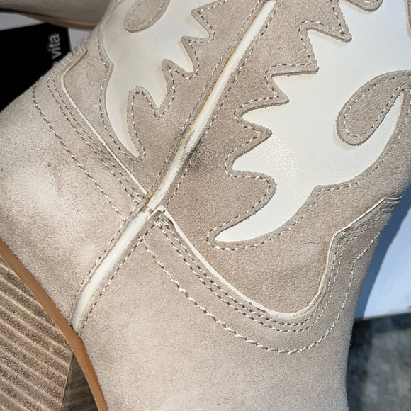 Dolce Vita Landen Western Boots - Picture 5 of 10